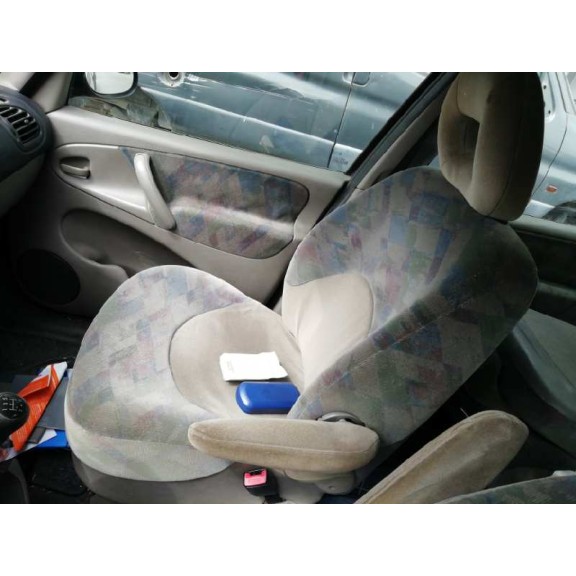 citroën xsara picasso del año 2000