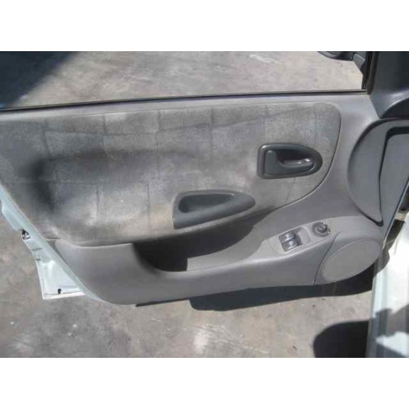 renault megane i fase 2 classic (la..) del año 2000