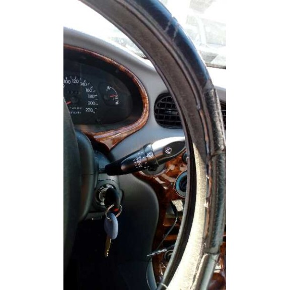 hyundai lantra berlina (rd) del año 2000