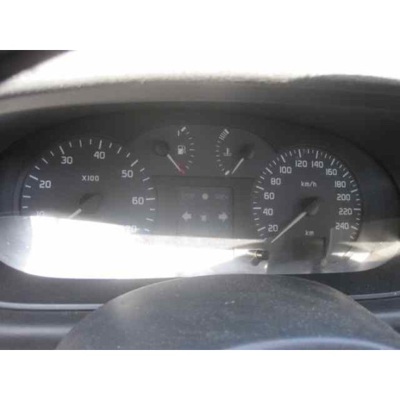 renault megane i fase 2 classic (la..) del año 2000