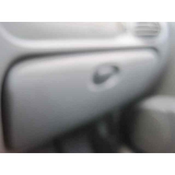 renault megane i fase 2 classic (la..) del año 2000