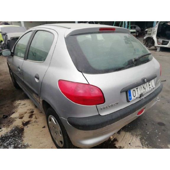 peugeot 206 berlina del año 1999