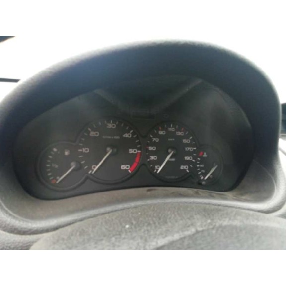 peugeot 206 berlina del año 1999