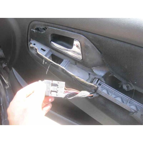 seat cordoba berlina (6k2) del año 2001