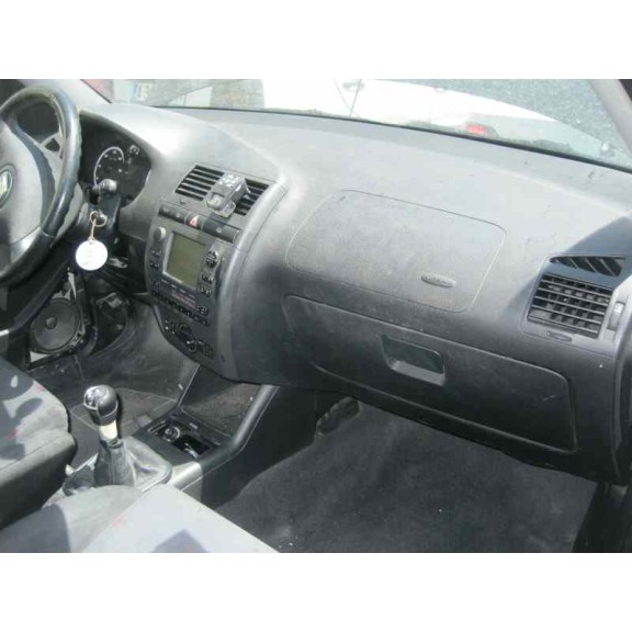 seat cordoba berlina (6k2) del año 2001
