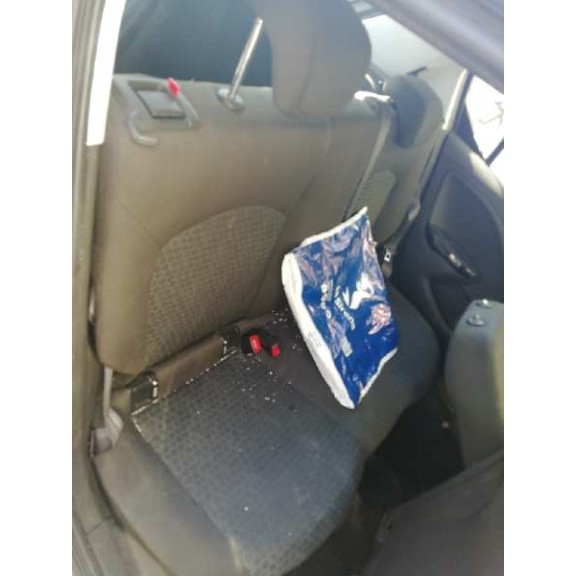 opel corsa e del año 2015