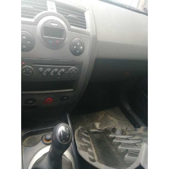 renault megane ii berlina 5p del año 2005