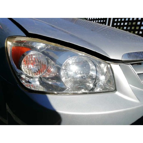 kia cerato del año 2004