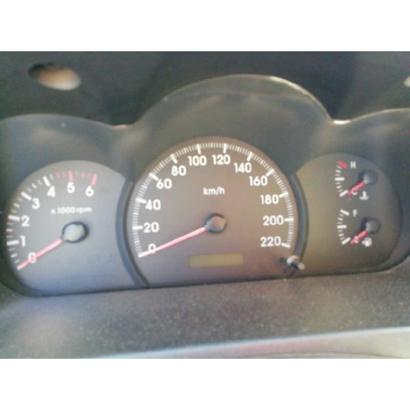 kia cerato del año 2004