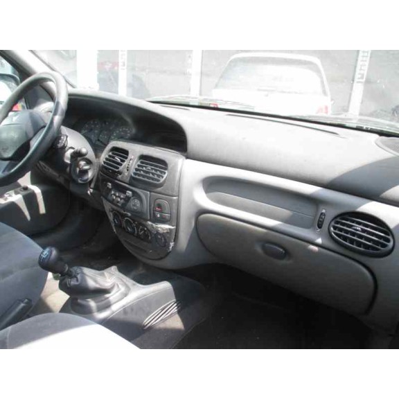 renault megane i fase 2 gandtour (ka..) del año 2001