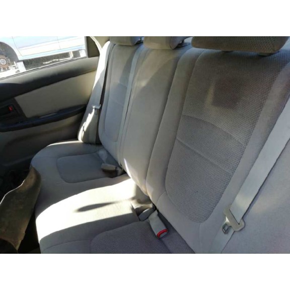 kia cerato del año 2004