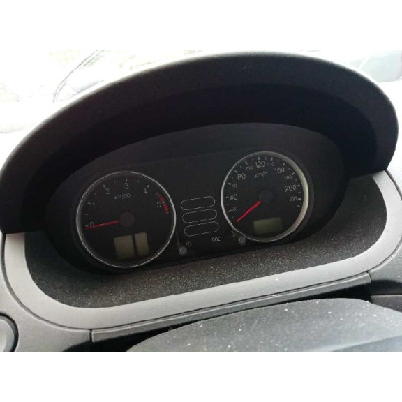 ford fiesta (cbk) del año 2003