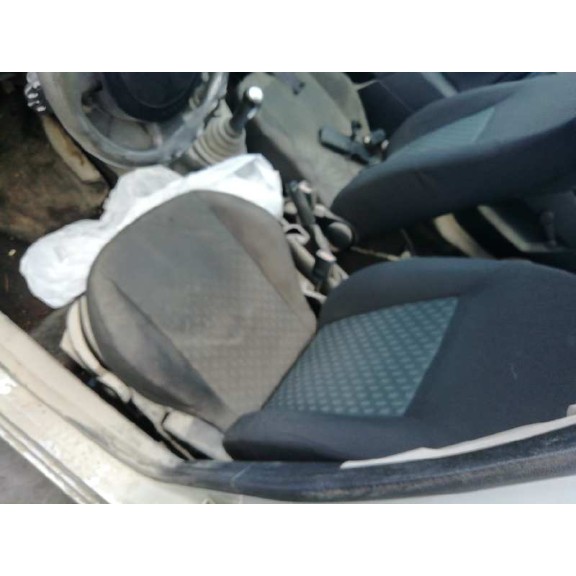 ford fiesta (cbk) del año 2003