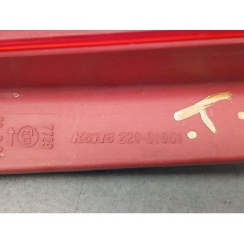 Recambio de piloto trasero izquierdo para mazda premacy (cp) 2.0 turbodiesel cat referencia OEM IAM 22061961  