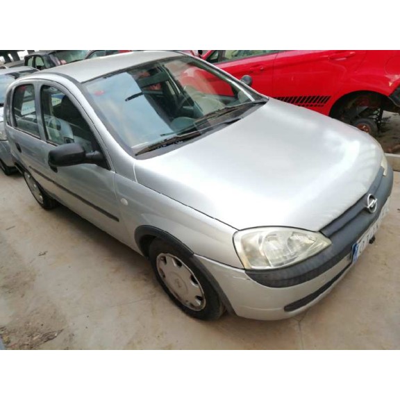 opel corsa c del año 2001