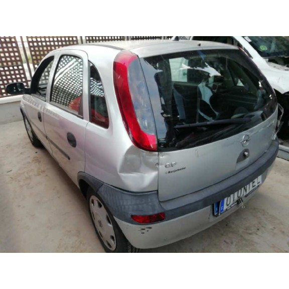 opel corsa c del año 2001