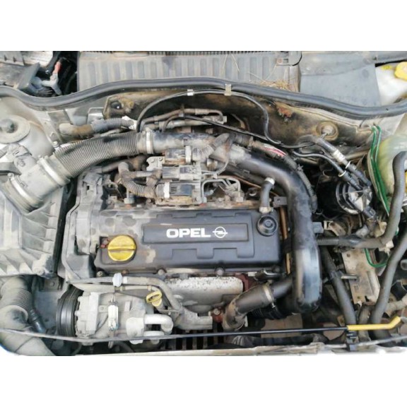 opel corsa c del año 2001