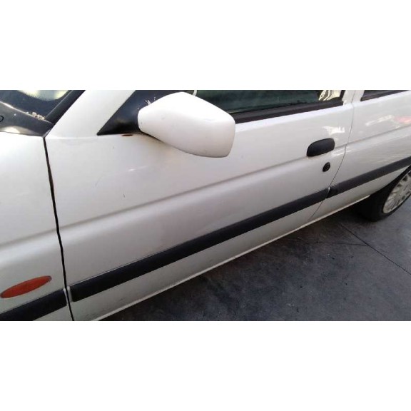 ford escort berlina/turnier del año 1998