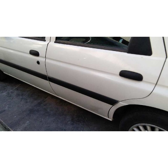 ford escort berlina/turnier del año 1998