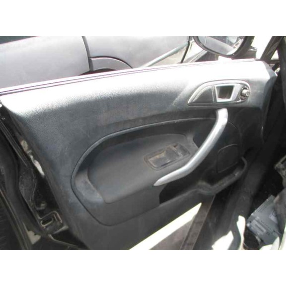 ford fiesta (ccn) del año 2013