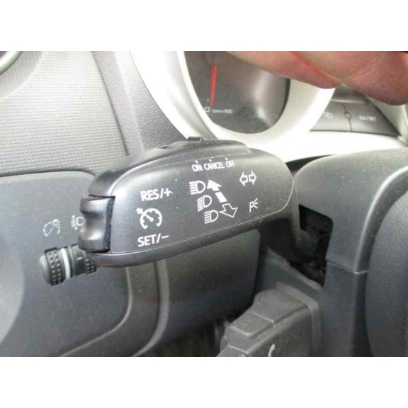 seat ibiza (6j5) del año 2010