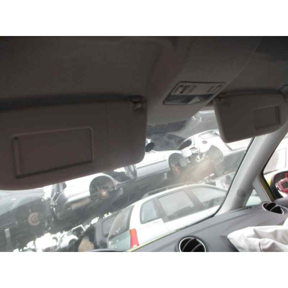 seat ibiza (6j5) del año 2010