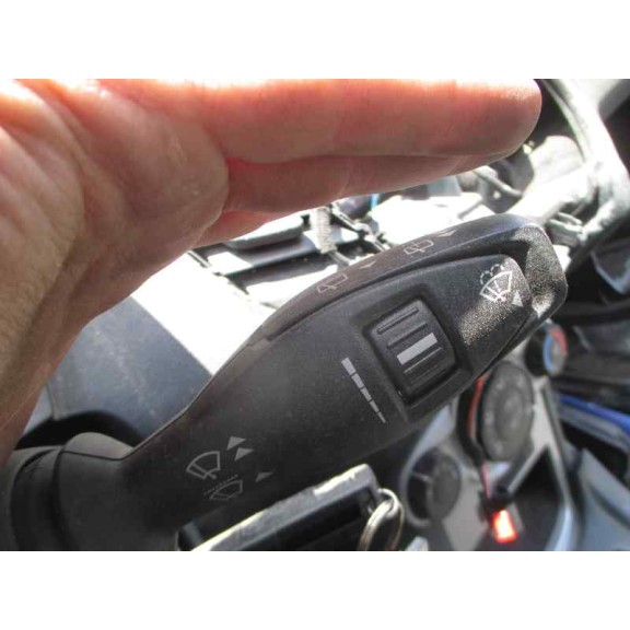 ford fiesta (ccn) del año 2013