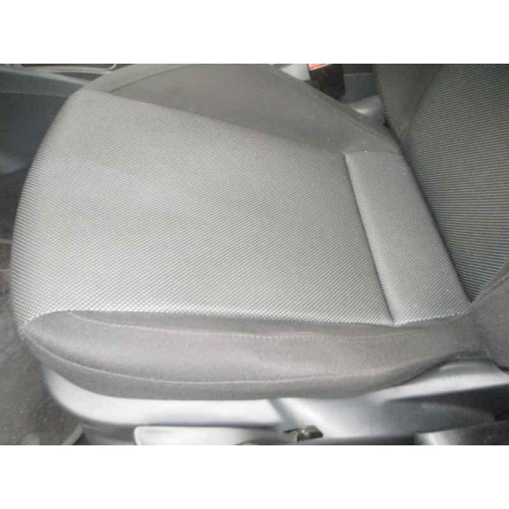 seat ibiza (6j5) del año 2010