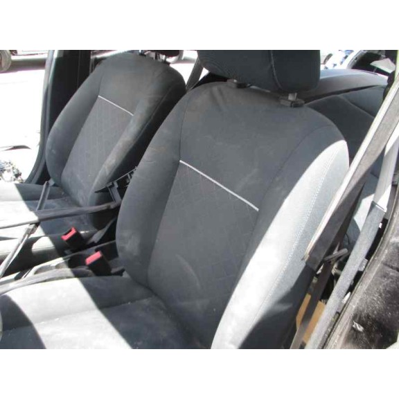 ford fiesta (ccn) del año 2013