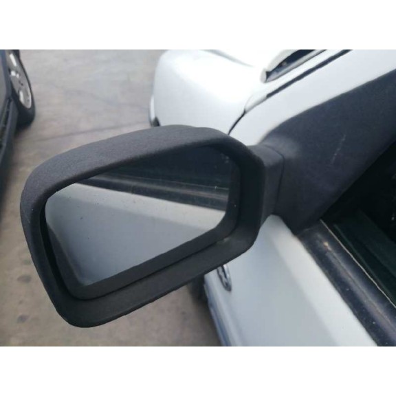 peugeot 106 (s2) del año 2001