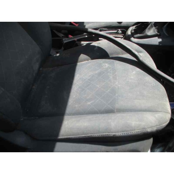 ford fiesta (ccn) del año 2013