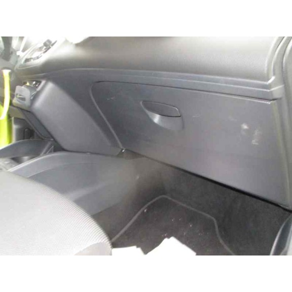 seat ibiza (6j5) del año 2010