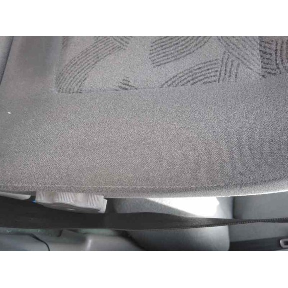 daewoo nubira berlina del año 2002