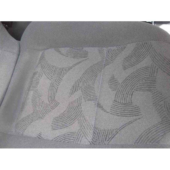 daewoo nubira berlina del año 2002