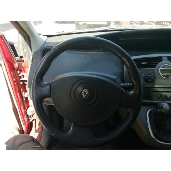 renault scenic ii del año 2003