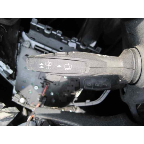 ford fiesta (ccn) del año 2013