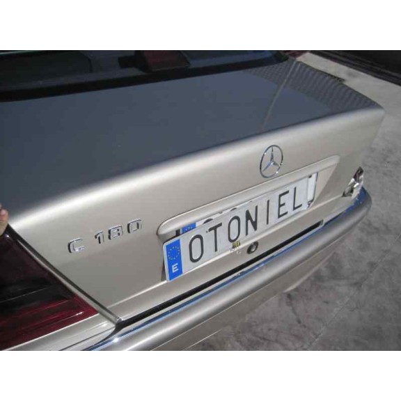 mercedes-benz clase c (w202) berlina del año 1999