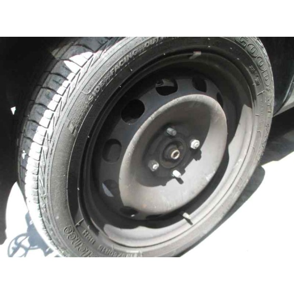 ford fiesta (ccn) del año 2013