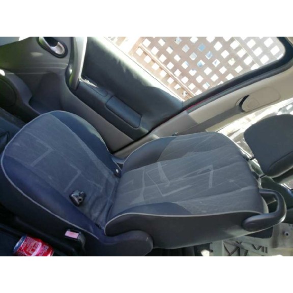 renault scenic ii del año 2003