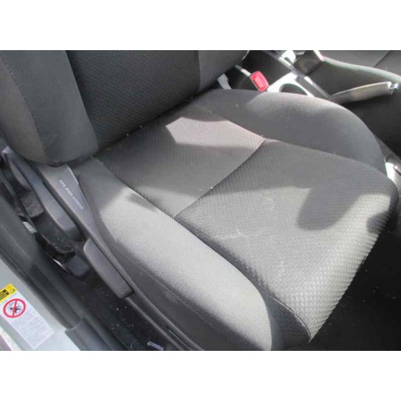 toyota corolla verso (r1) del año 2005