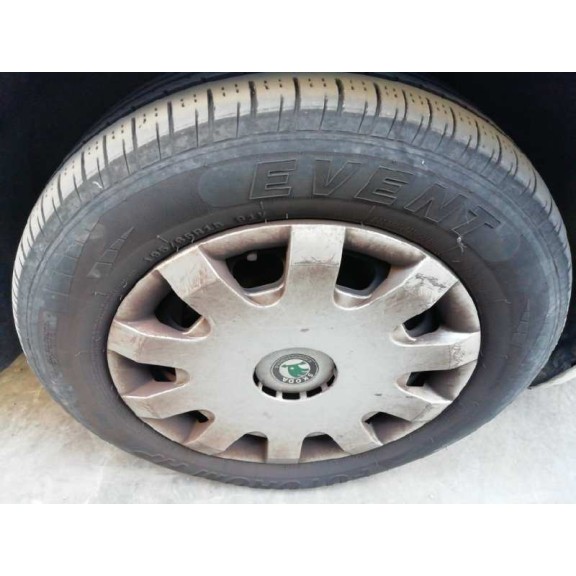 skoda octavia berlina (1u2) del año 2003