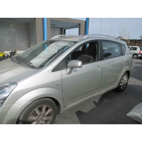 toyota corolla verso (r1) del año 2005