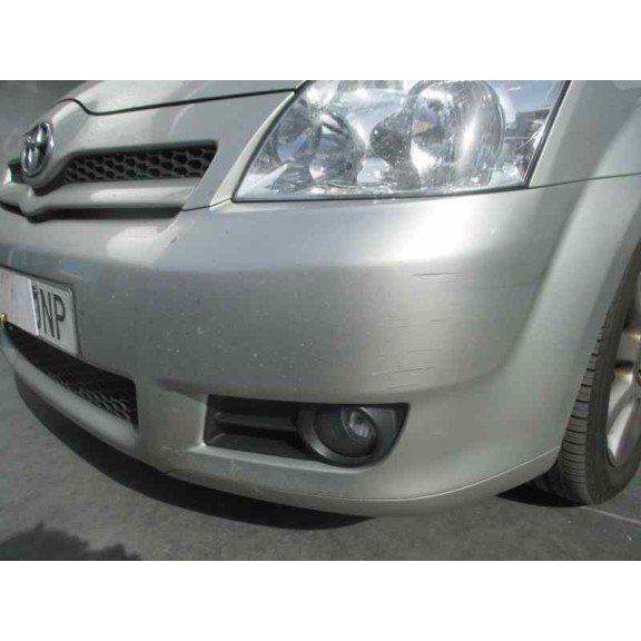 toyota corolla verso (r1) del año 2005
