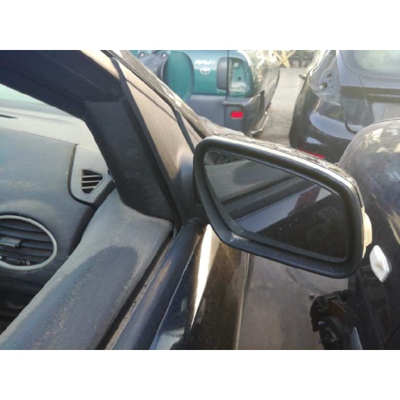 ford focus berlina (cap) del año 2006