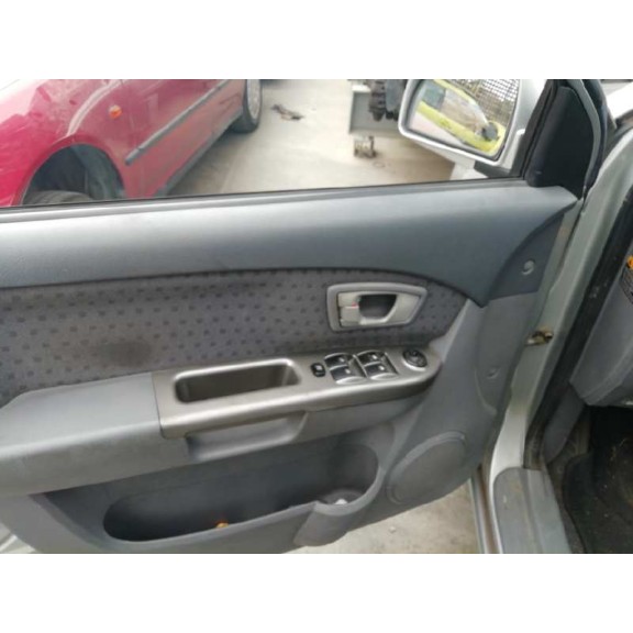 kia carens del año 2006