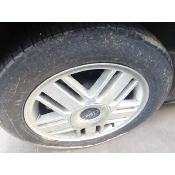 ford focus berlina (cap) del año 2006