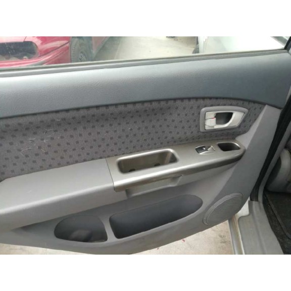 kia carens del año 2006