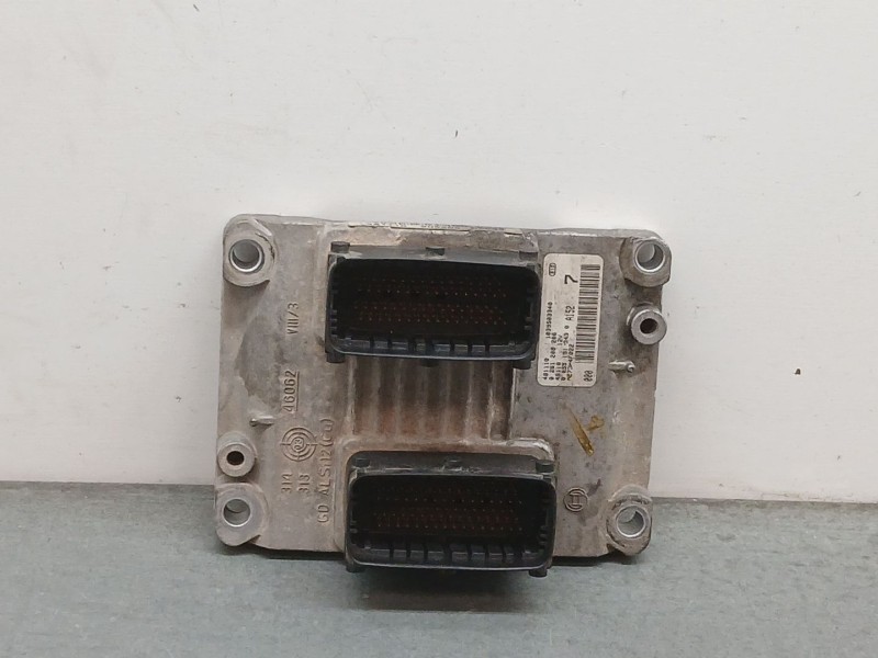 Recambio de centralita motor uce para mazda premacy (cp) 2.0 turbodiesel cat referencia OEM IAM 0261208206 00551913430 