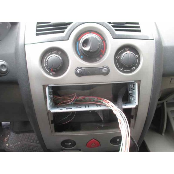 renault megane ii berlina 5p del año 2003