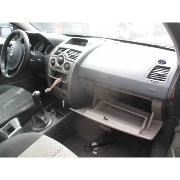 renault megane ii berlina 5p del año 2003